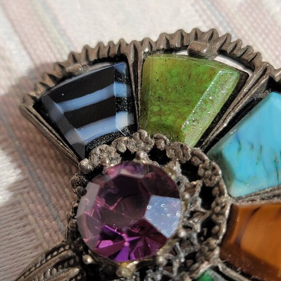 Vintage Miracle Signed Celtic Irish Scottish Faux Stones Fan Shaped Brooch Pin - Picture 12 of 15